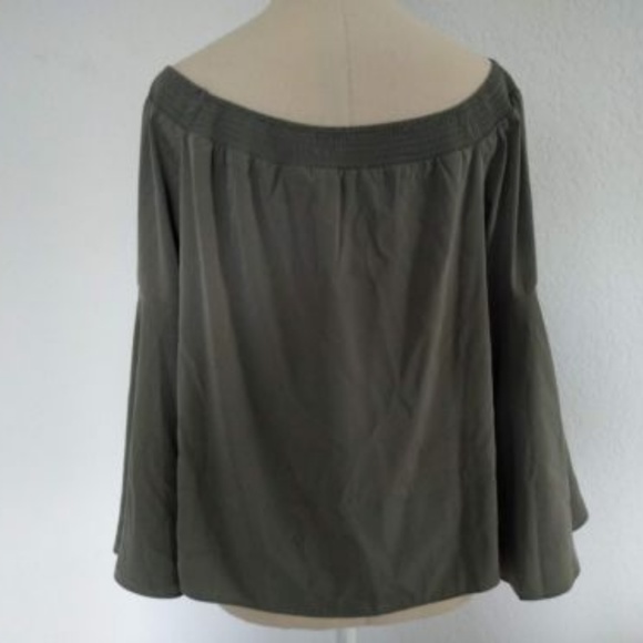 Bar III Womens Off-The-Shoulder Bell-Sleeve Top - Picture 5 of 5